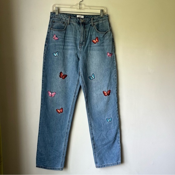 Forever 21 Relaxed Butterfly Patch Jeans 28" - Picture 5 of 7